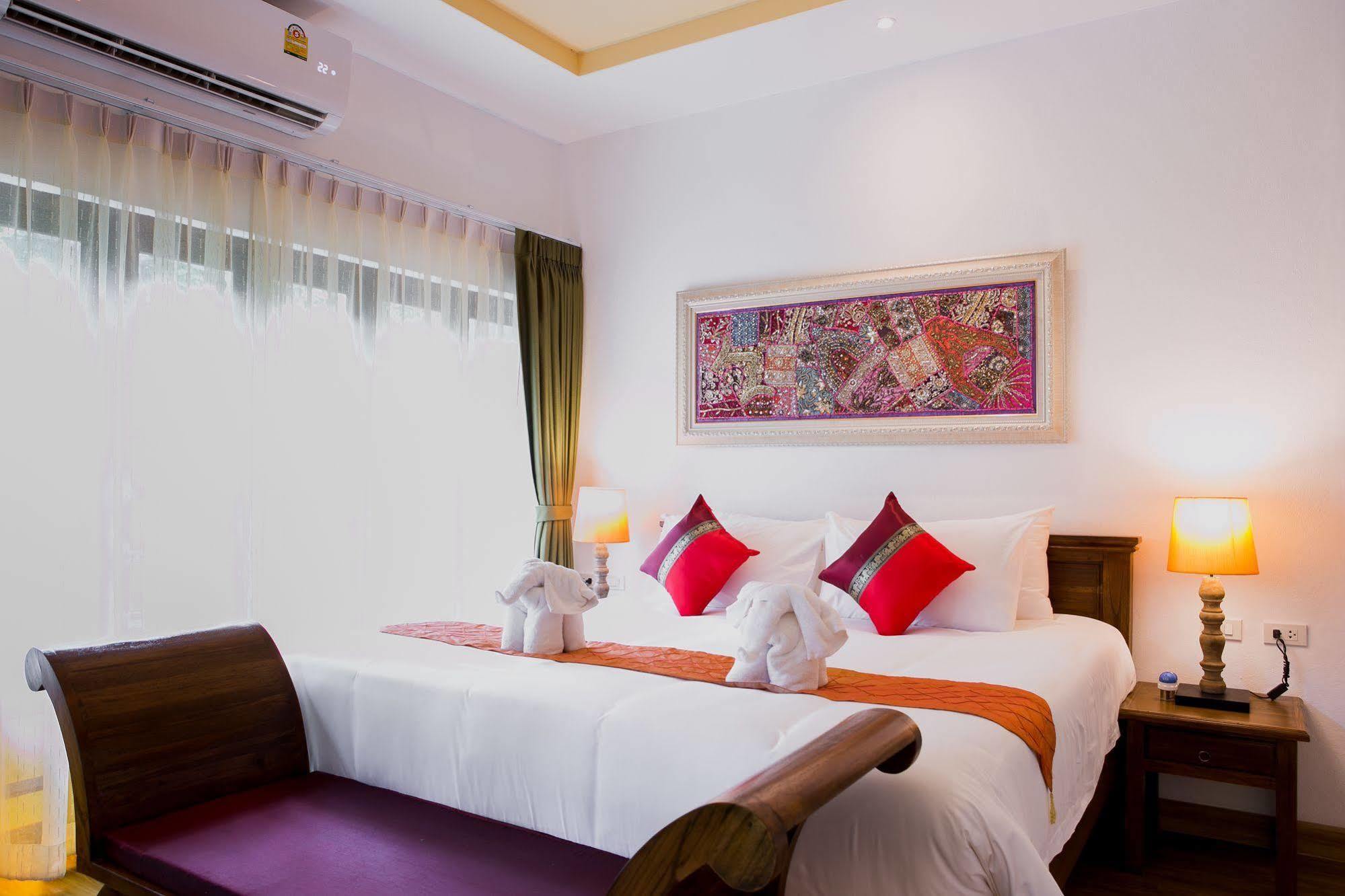 E-outfitting Doikham 4* Chiang Mai