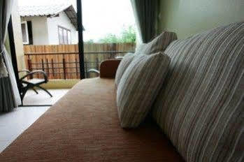 Hotel Hub53 Hip - Chiang Mai