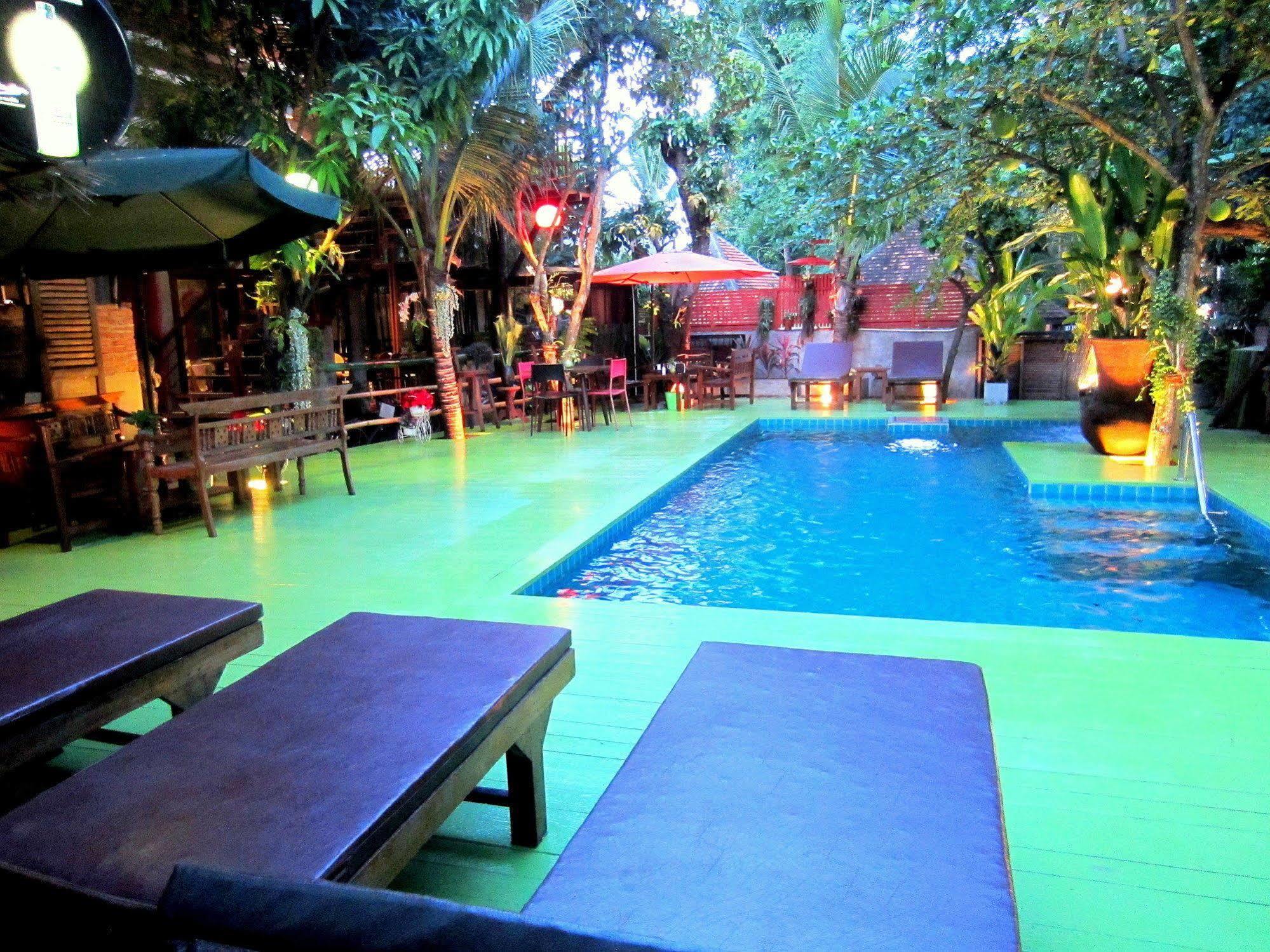 De Wiang Kum Kam Hotel