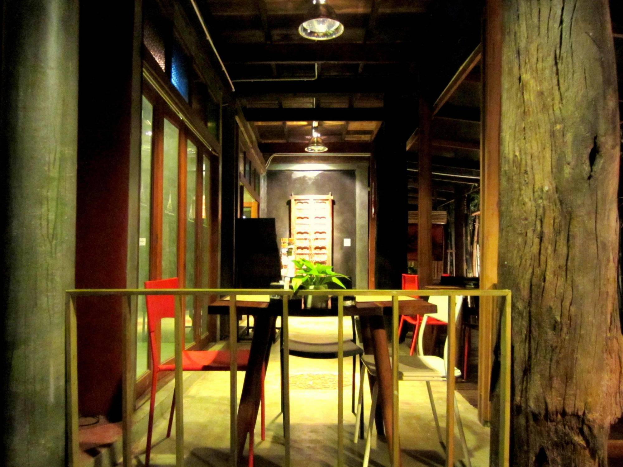 De Wiang Kum Kam Hotel Chiang Mai