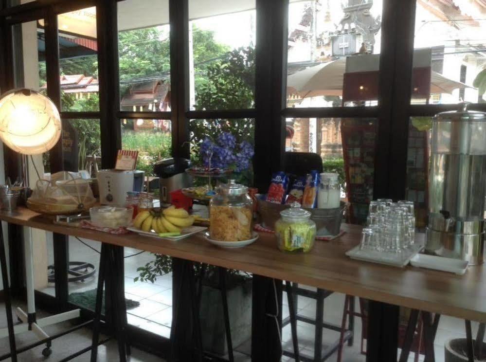 Hotel The Simply Chiangmai Vintage