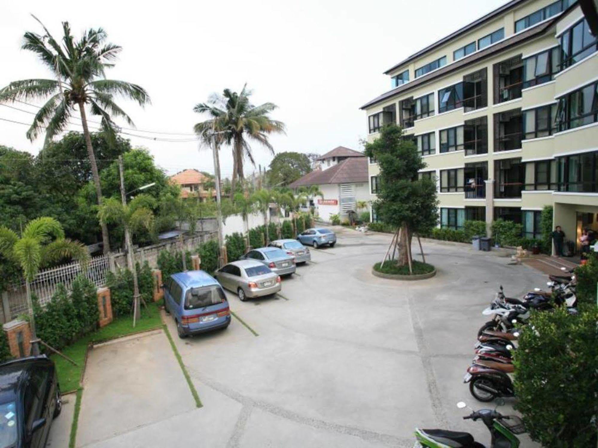 The Xym Hotel 3*