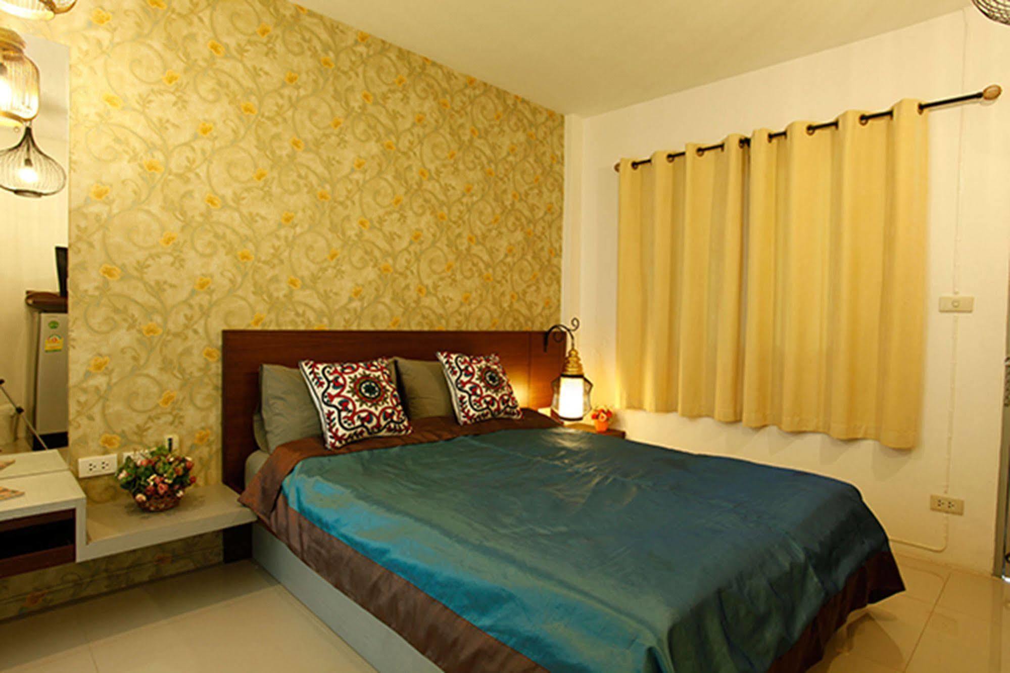 The Xym Hotel