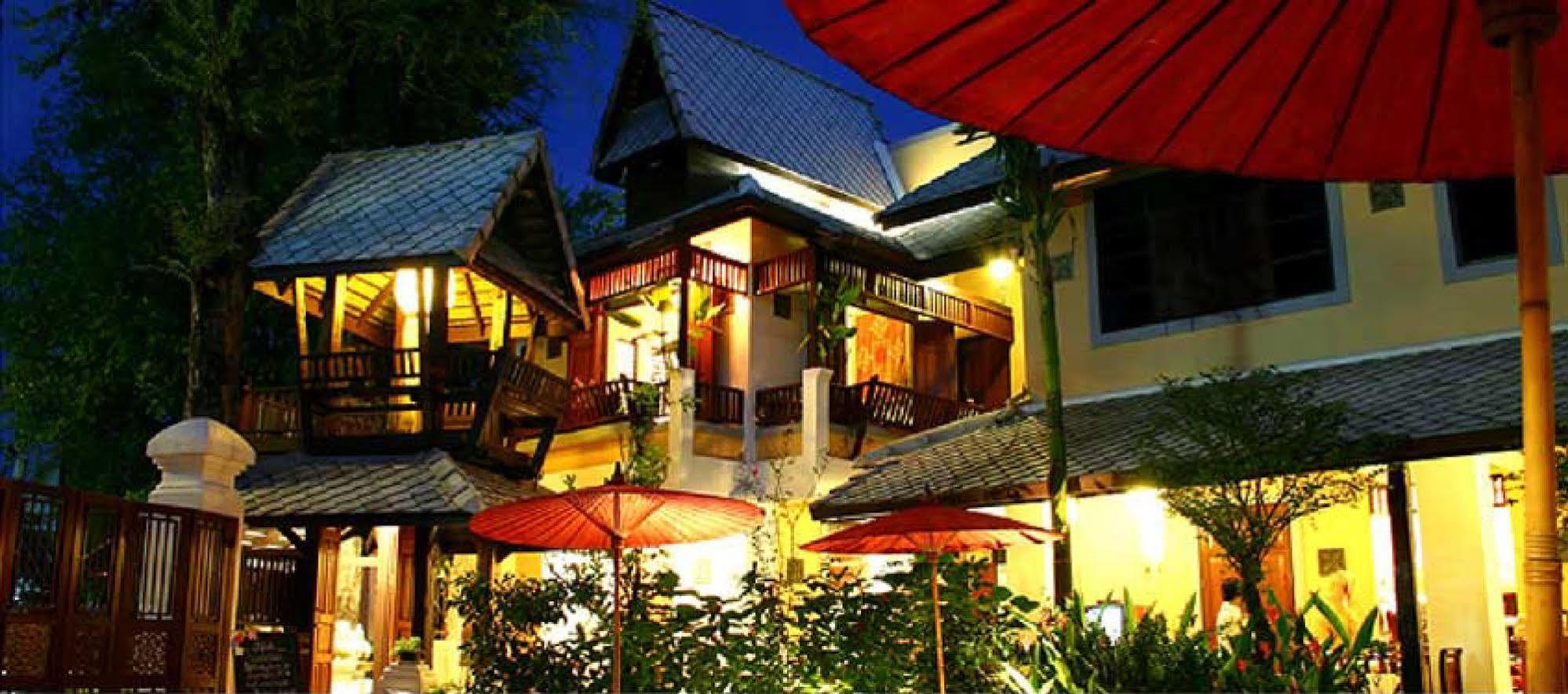 Tadkham Village, Hotel 3*