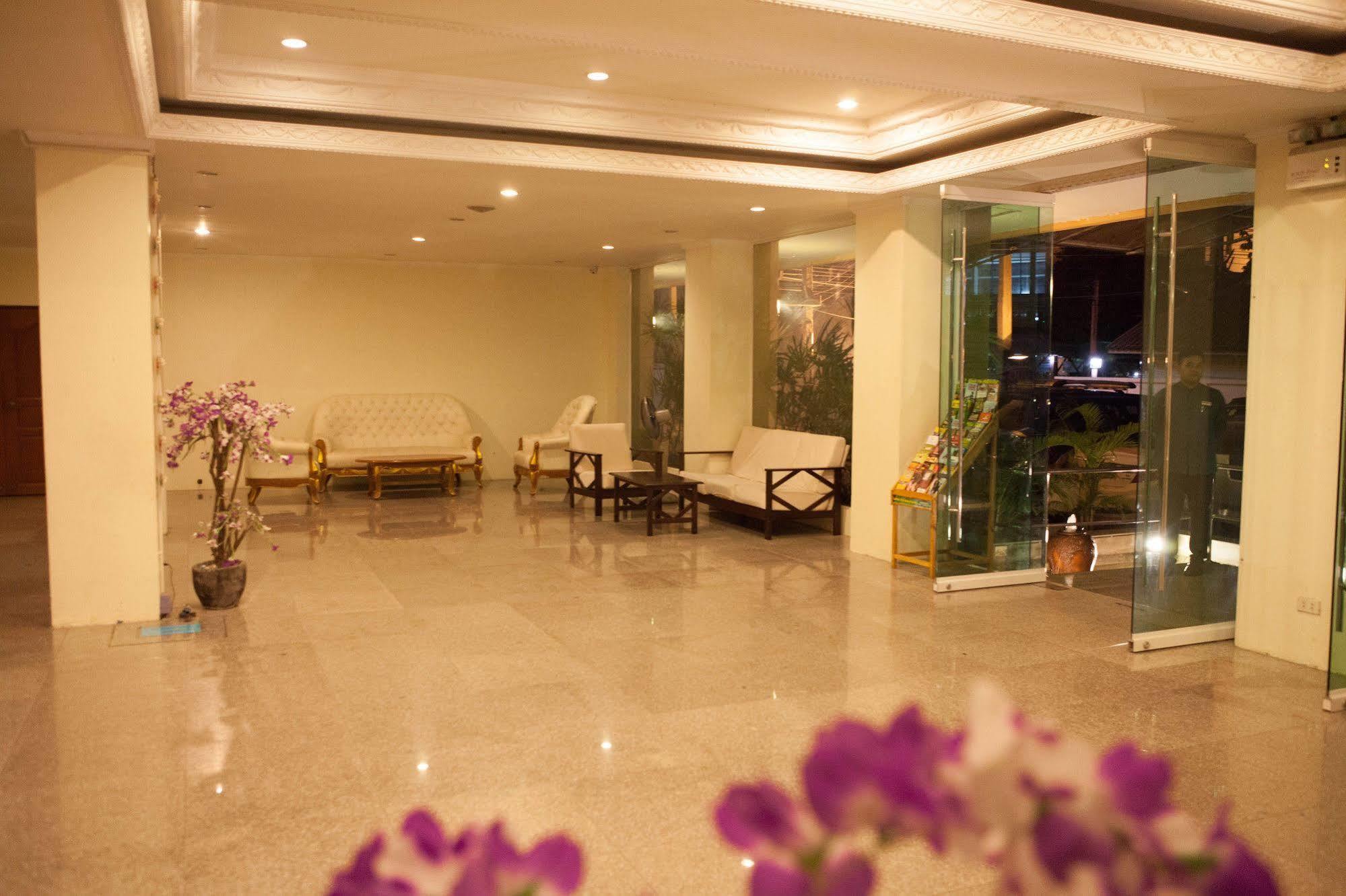 Pangsawan Place Hotel 2*
