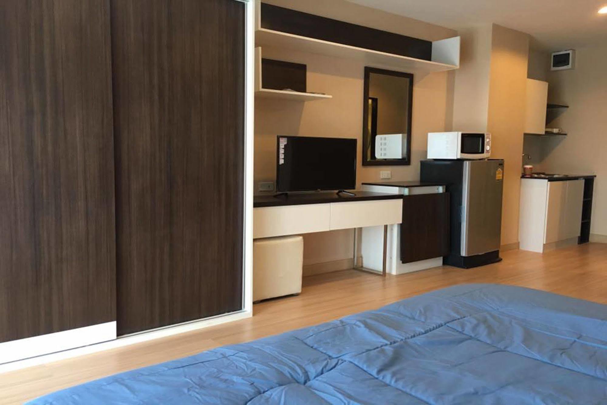 Hotel Sereno Airport Hotel