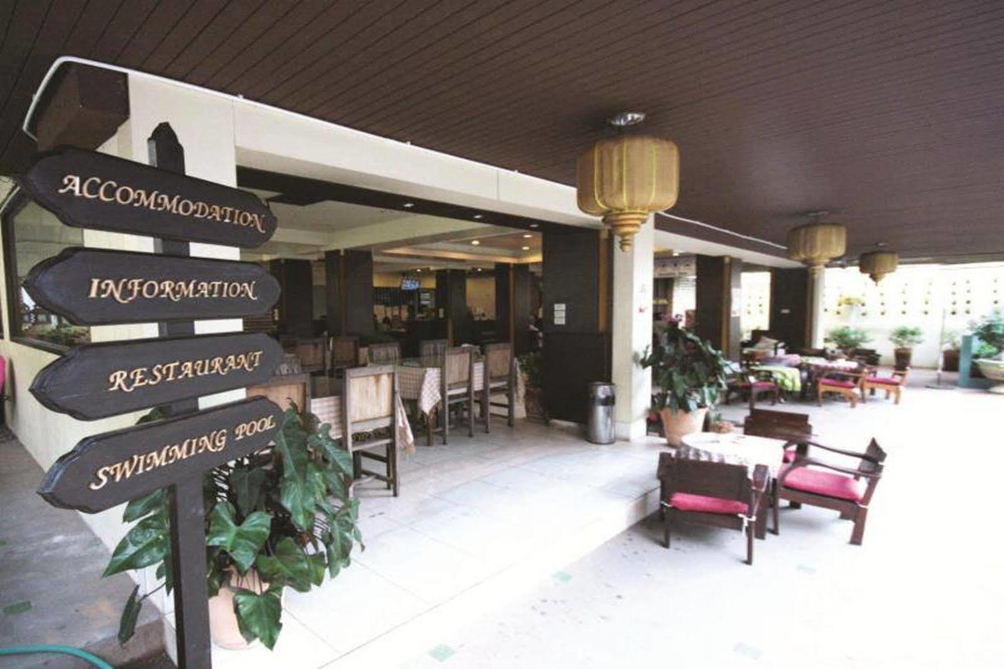 Guest house Thana