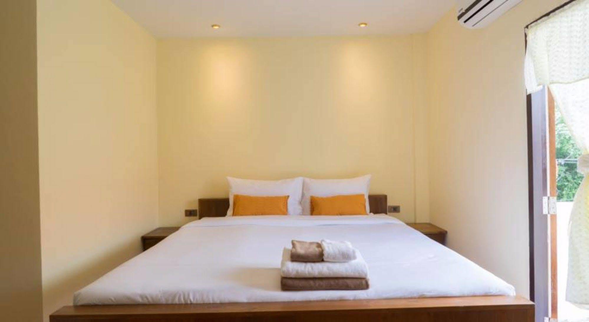 Manon Sleepeatdrink Bed & Breakfast Chiang Mai