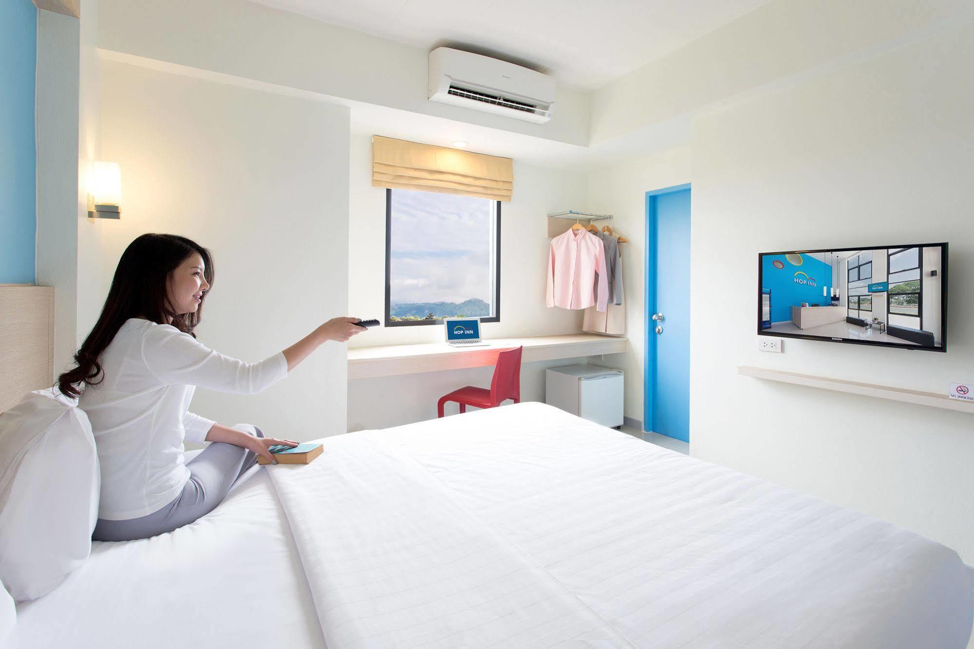 Hop Hotel 2*
