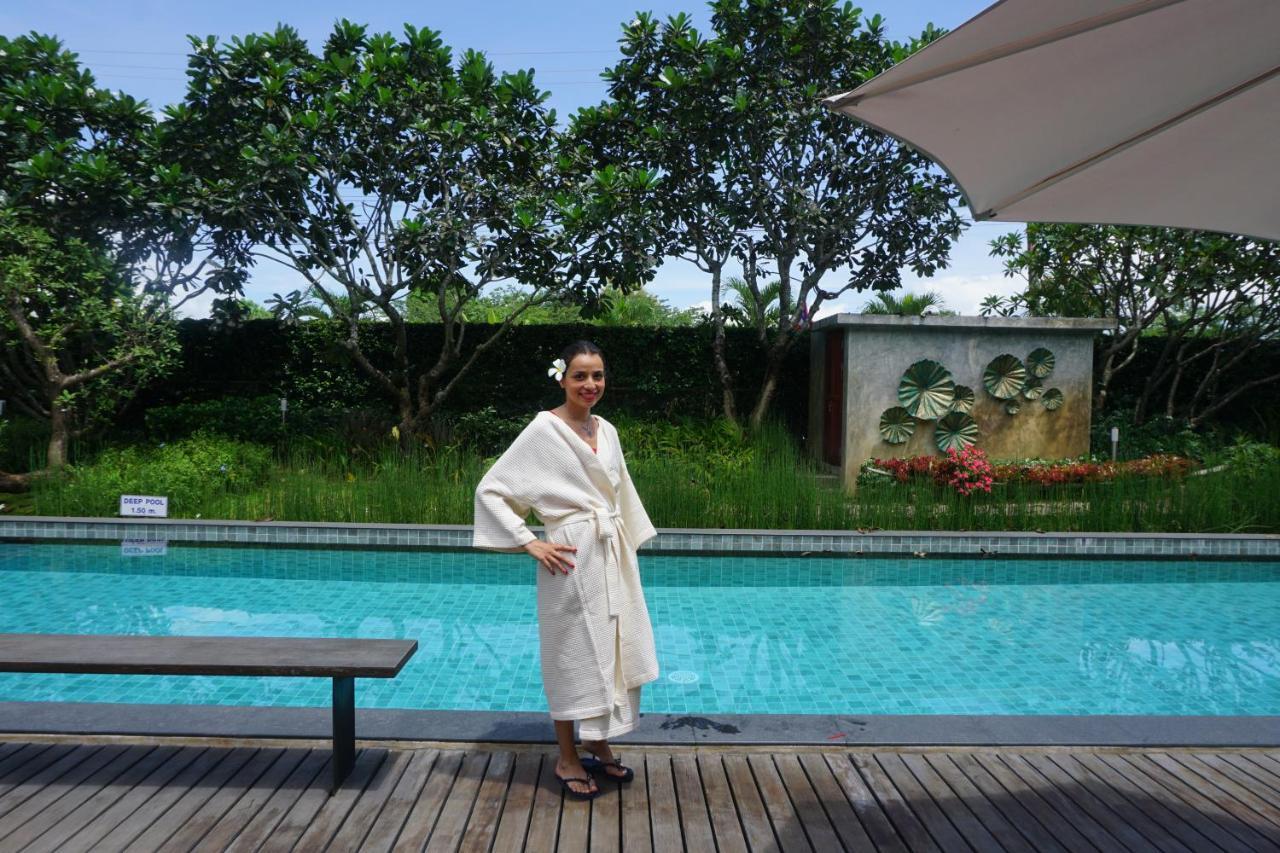 Baansuwanburi Resort