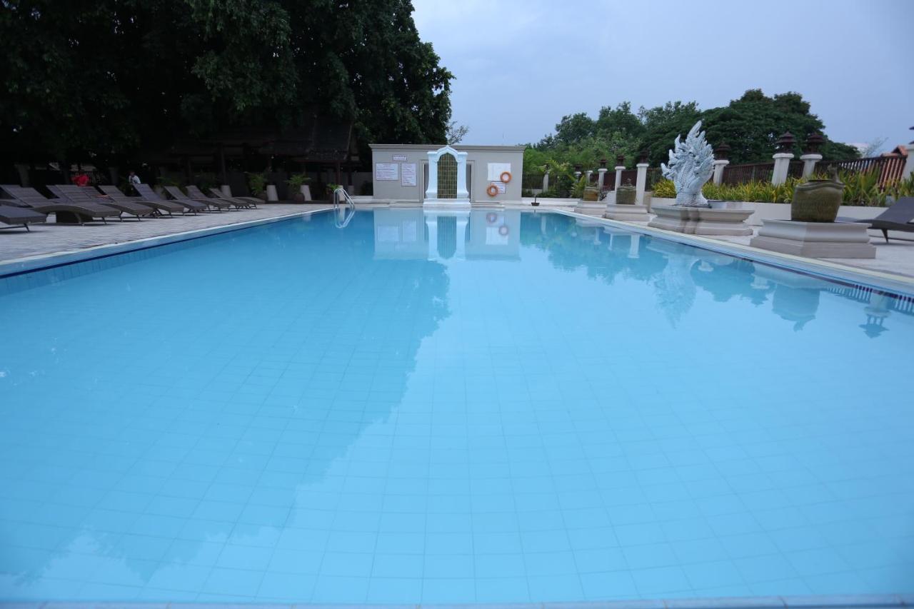 Chiangmai Plaza Hotel Chiang Mai