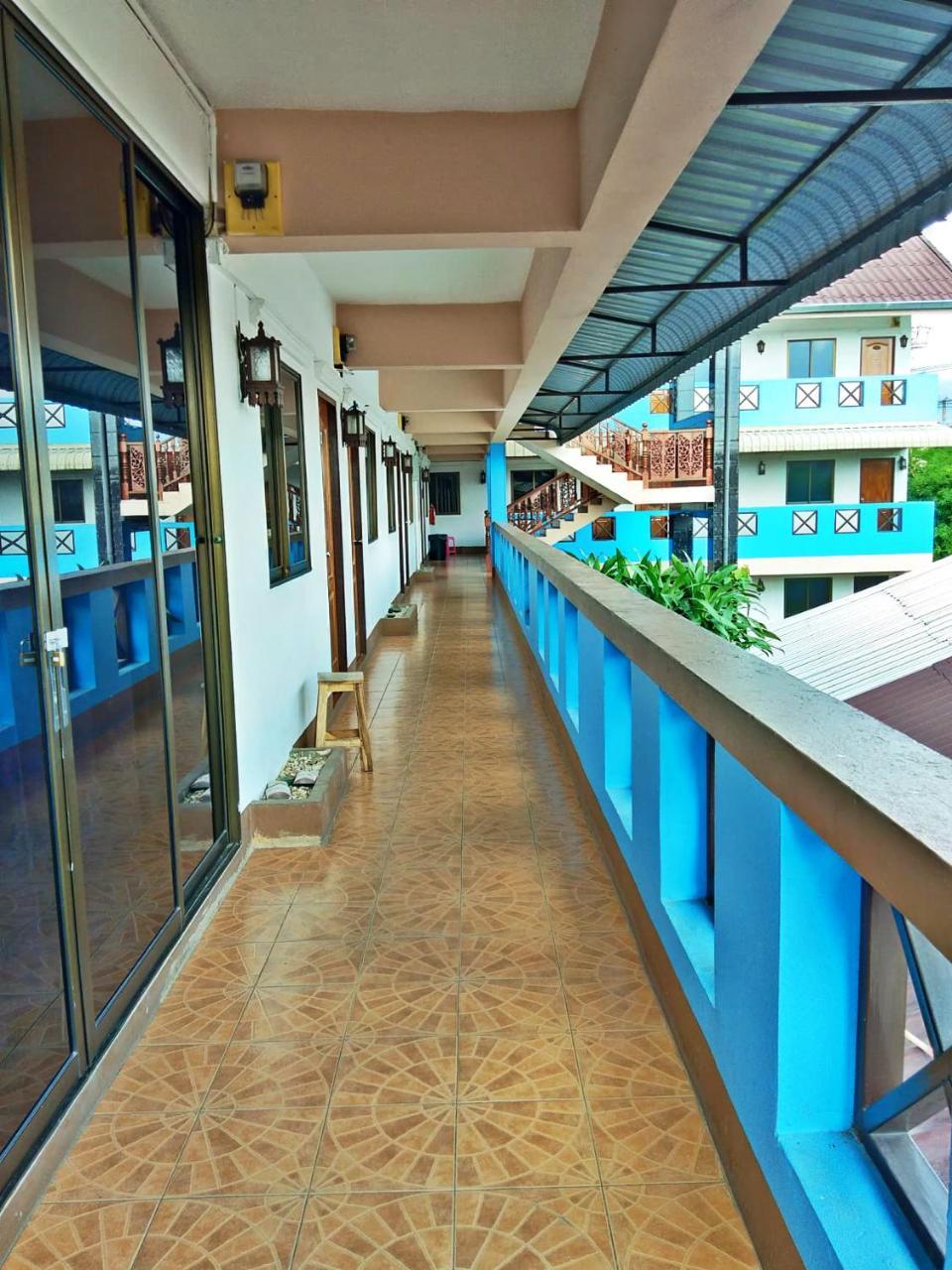 Cloud Hostel *