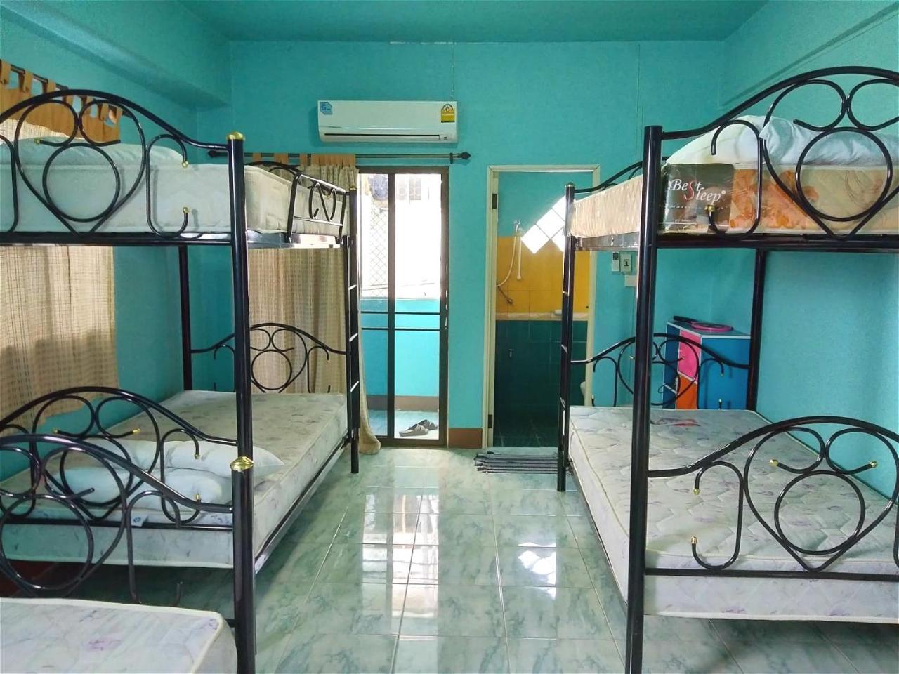 Cloud Hostel