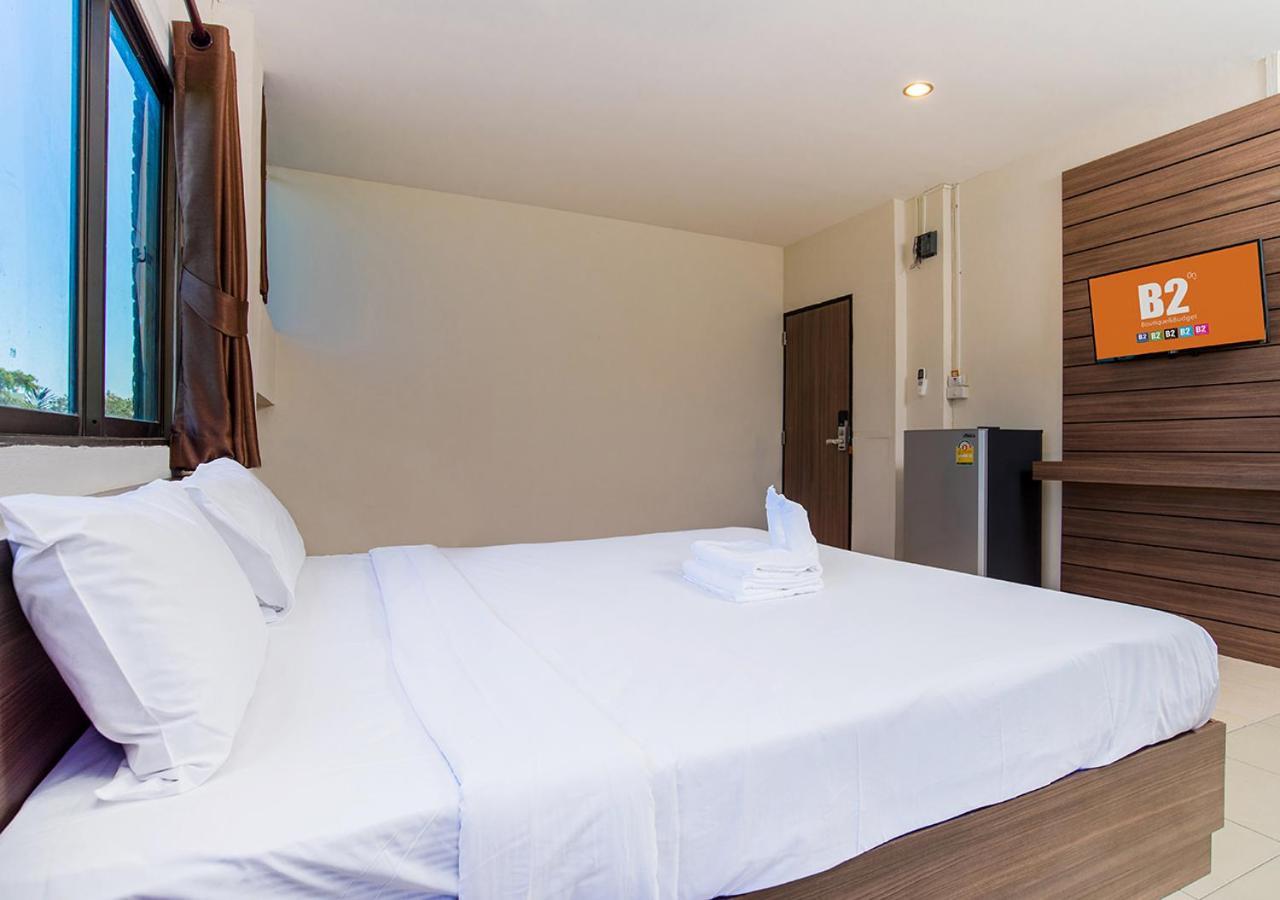 Hotel B2 Airport 3*
