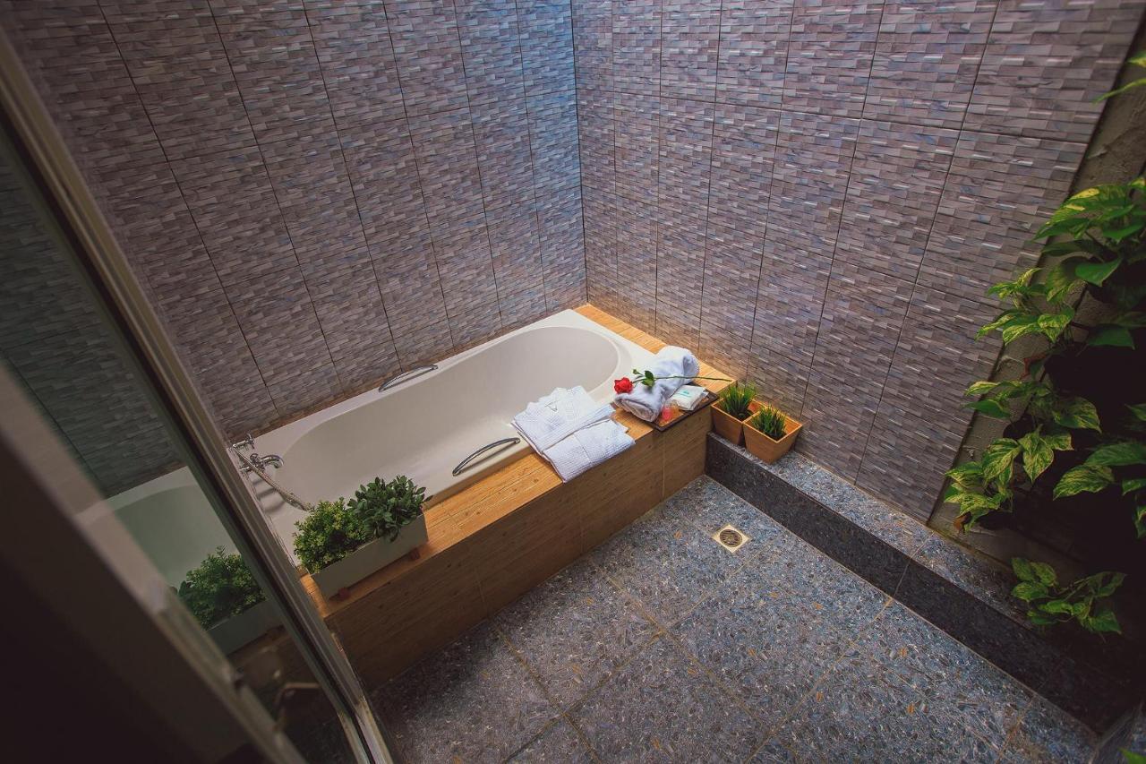 S48 Hotel 4*