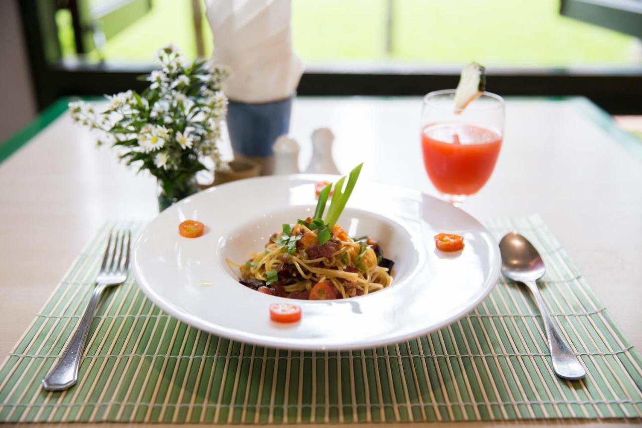 The Imperial & Sports Club 4*