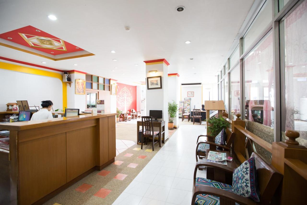 Night Bazaar Place 3*