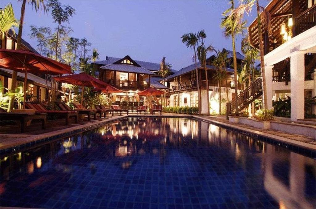 Manathai Village, Hotel