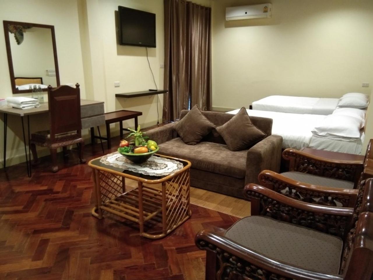 Prince Hotel Chiang Mai