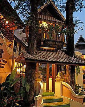 Hotel Tadkham Village,