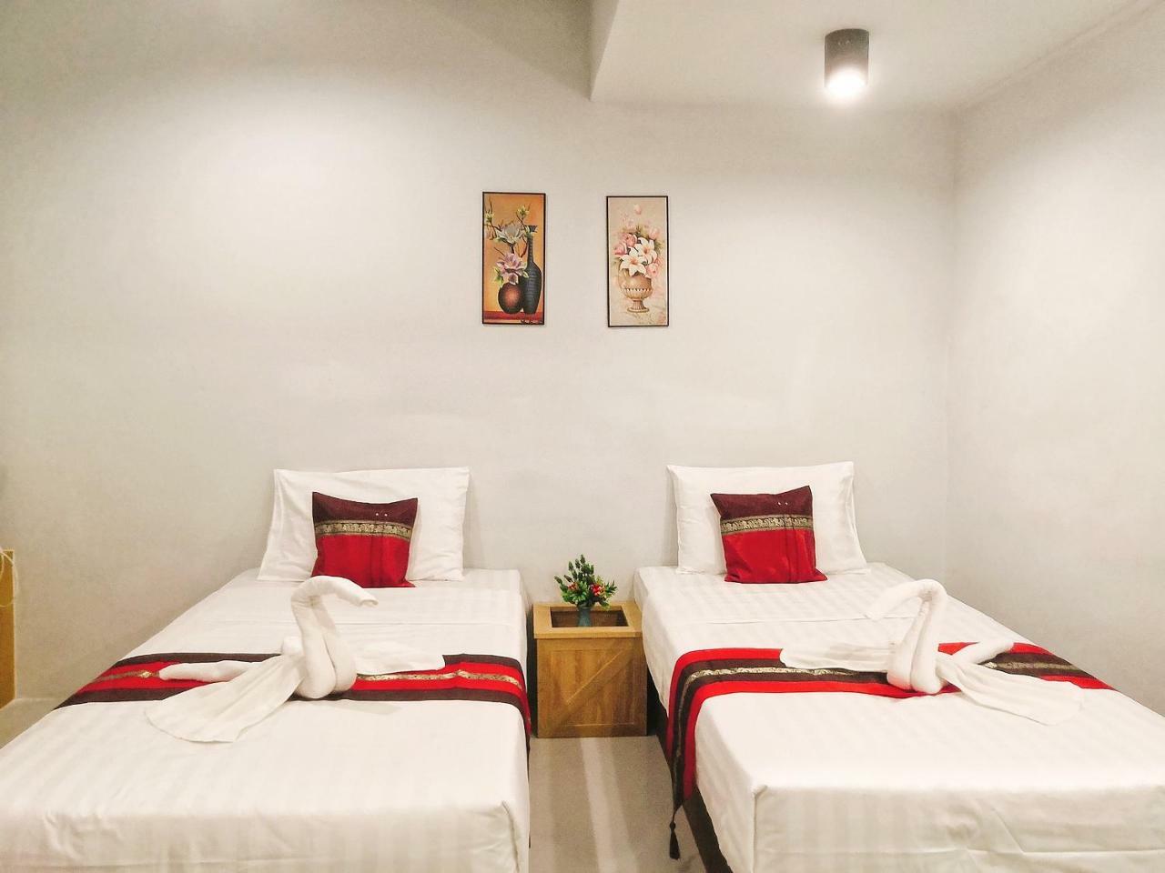 Hotel Little Lanna 3*