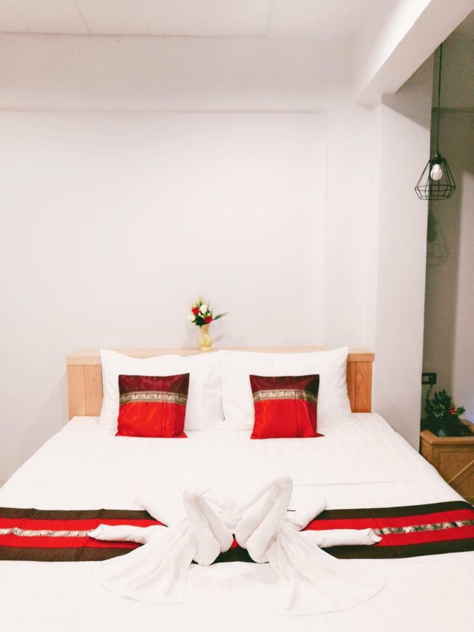 Little Lanna Hotel 3*