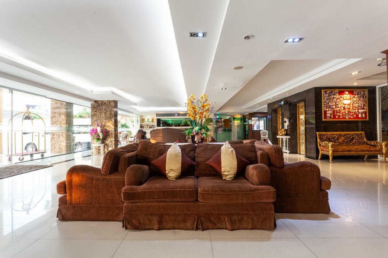 Hotel The Airport Greenery Chiang Mai
