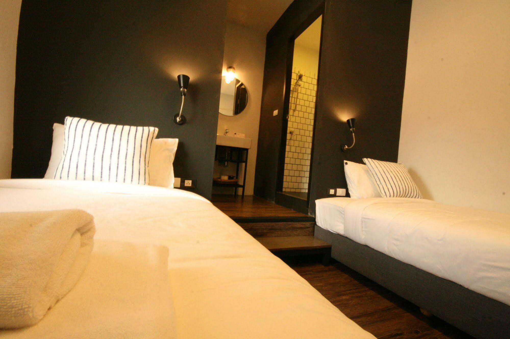 Strips The Poshtel Hostel *