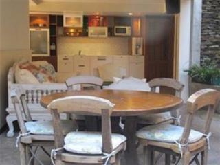 Hub53 Hip -