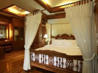 Rich Lanna House Hotel 3*