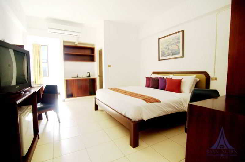 Hotel Baan Ngern Village 3*