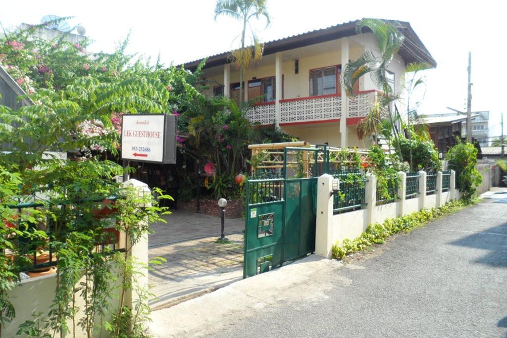 Lek Guest house Chiang Mai