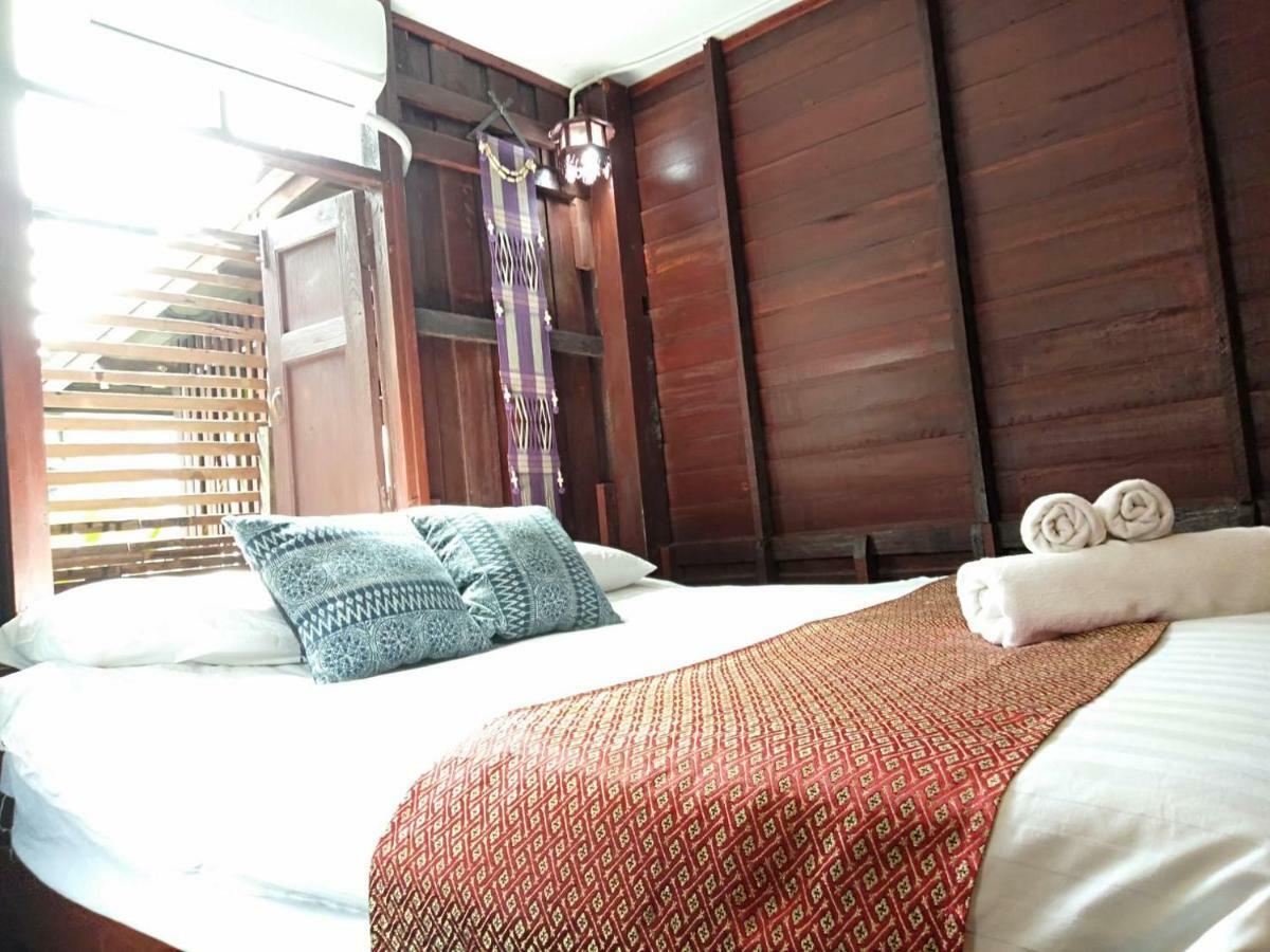 Guest house Baan Khun Krub 2*