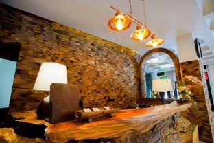 Night Bazaar Hotel