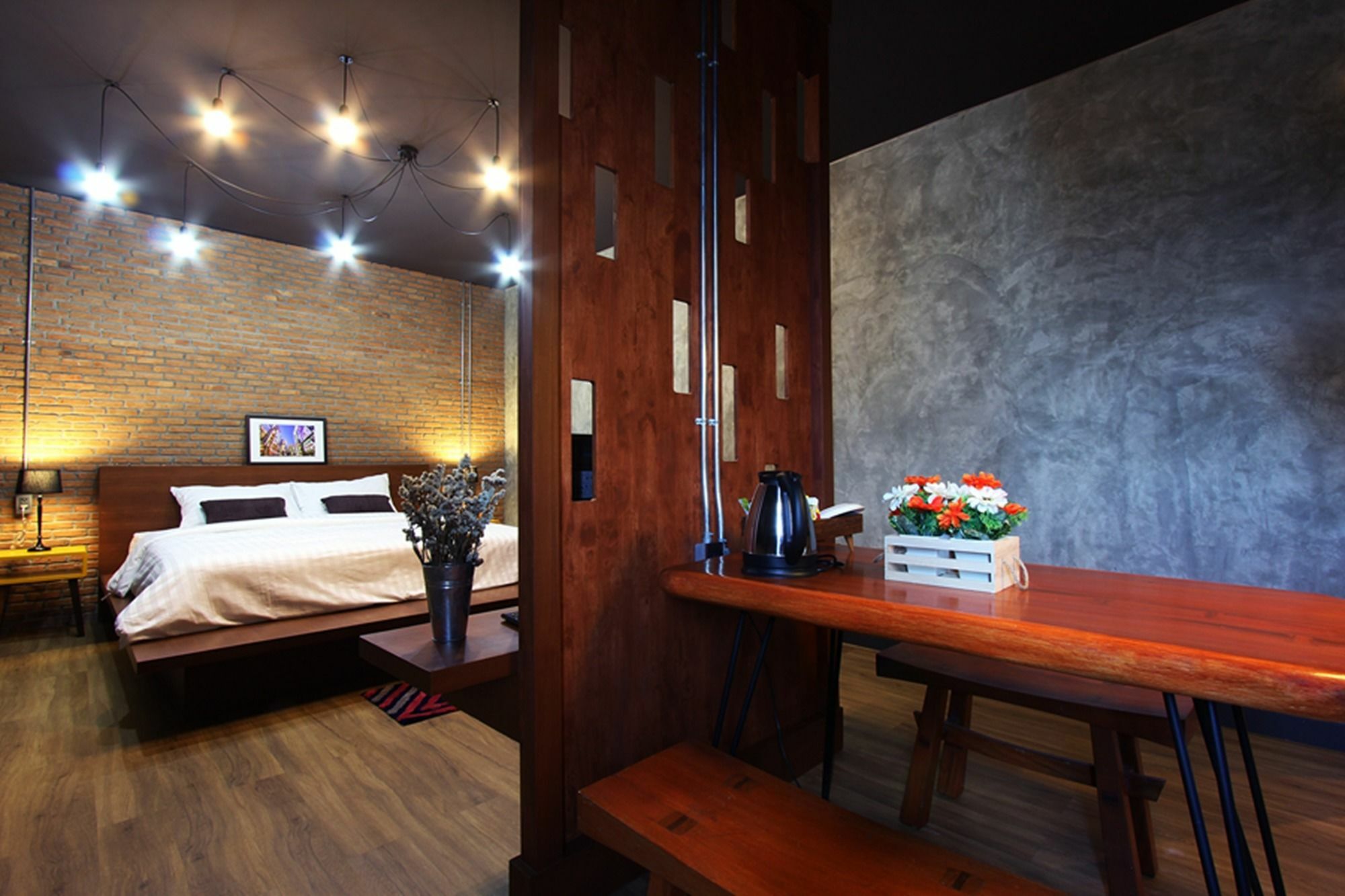 The Loft Nimman Hostel *