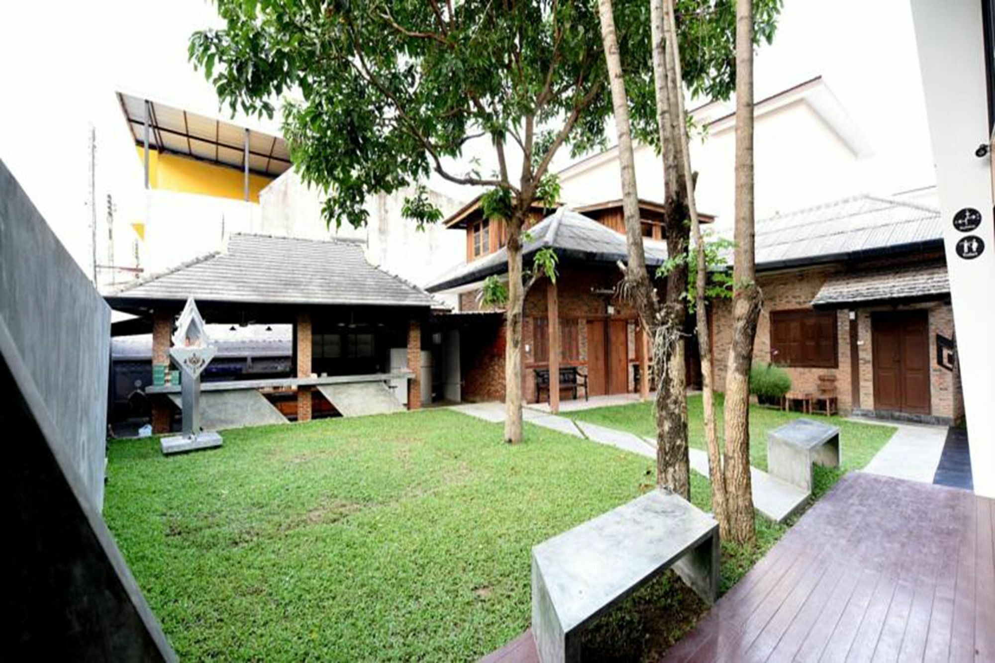 Udee Guest house 3*