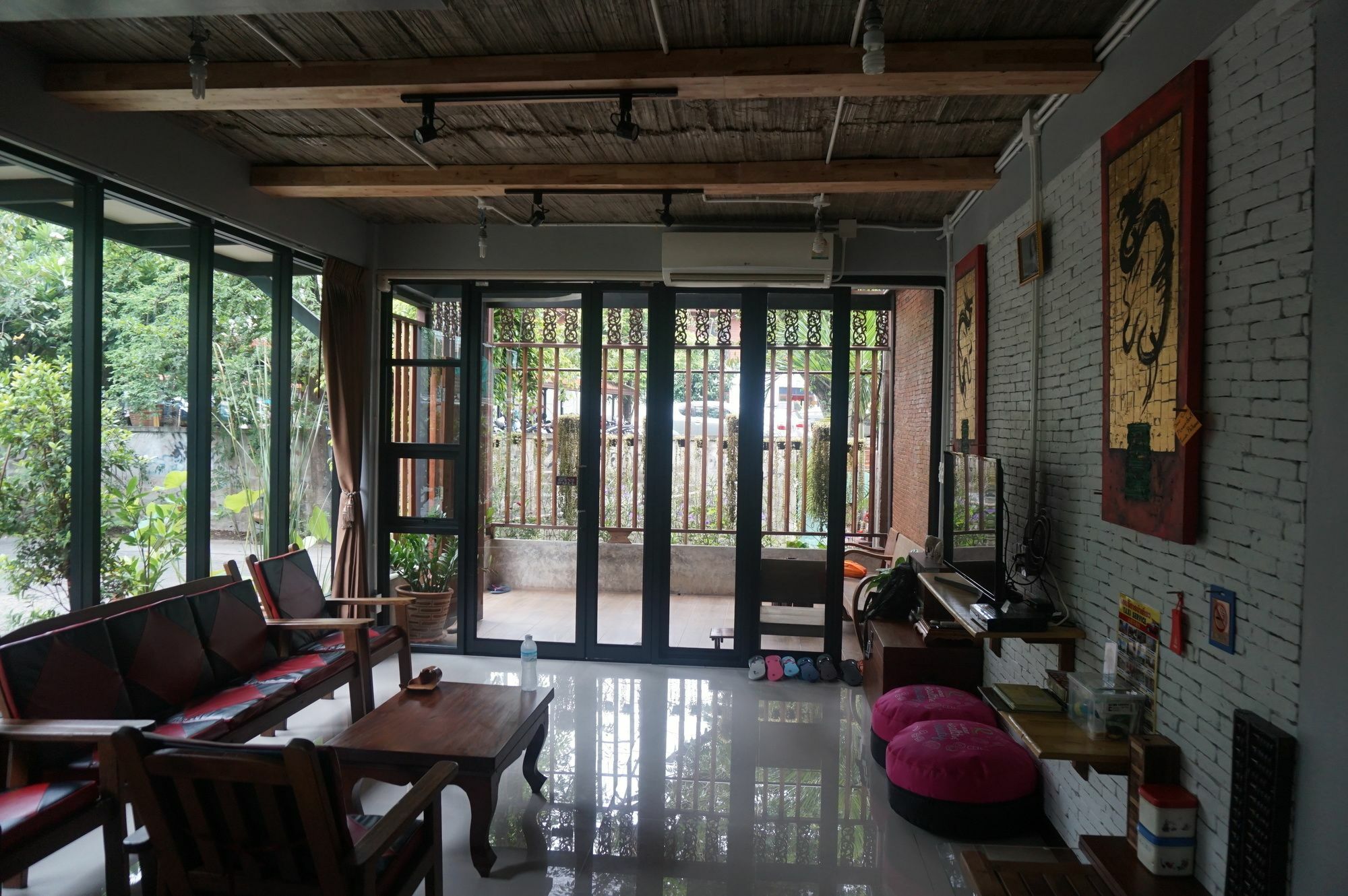 The Corner's Unique House