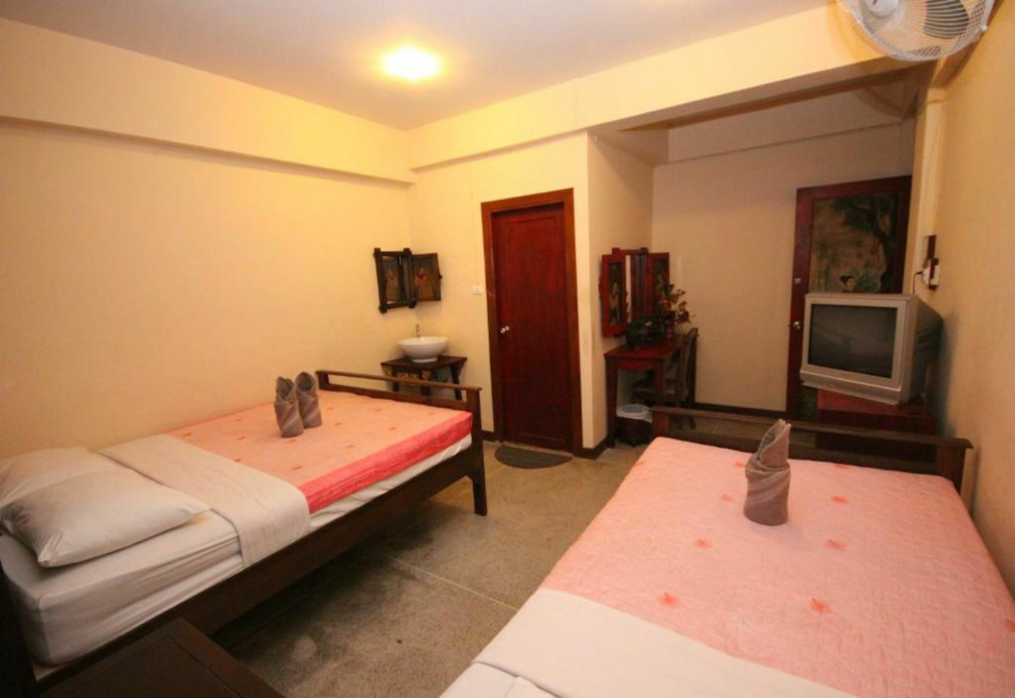 S.k. House 1 3*