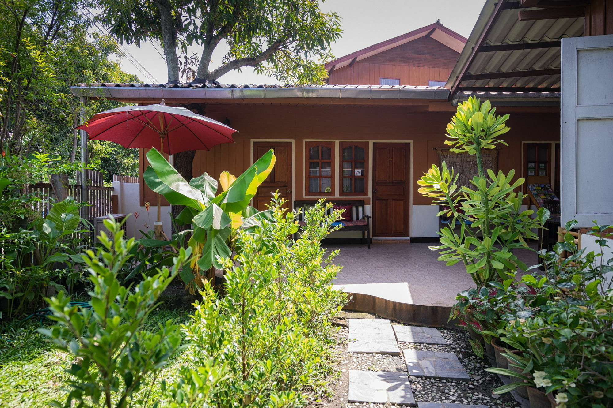 Luna 2 Gasthof Chiang Mai