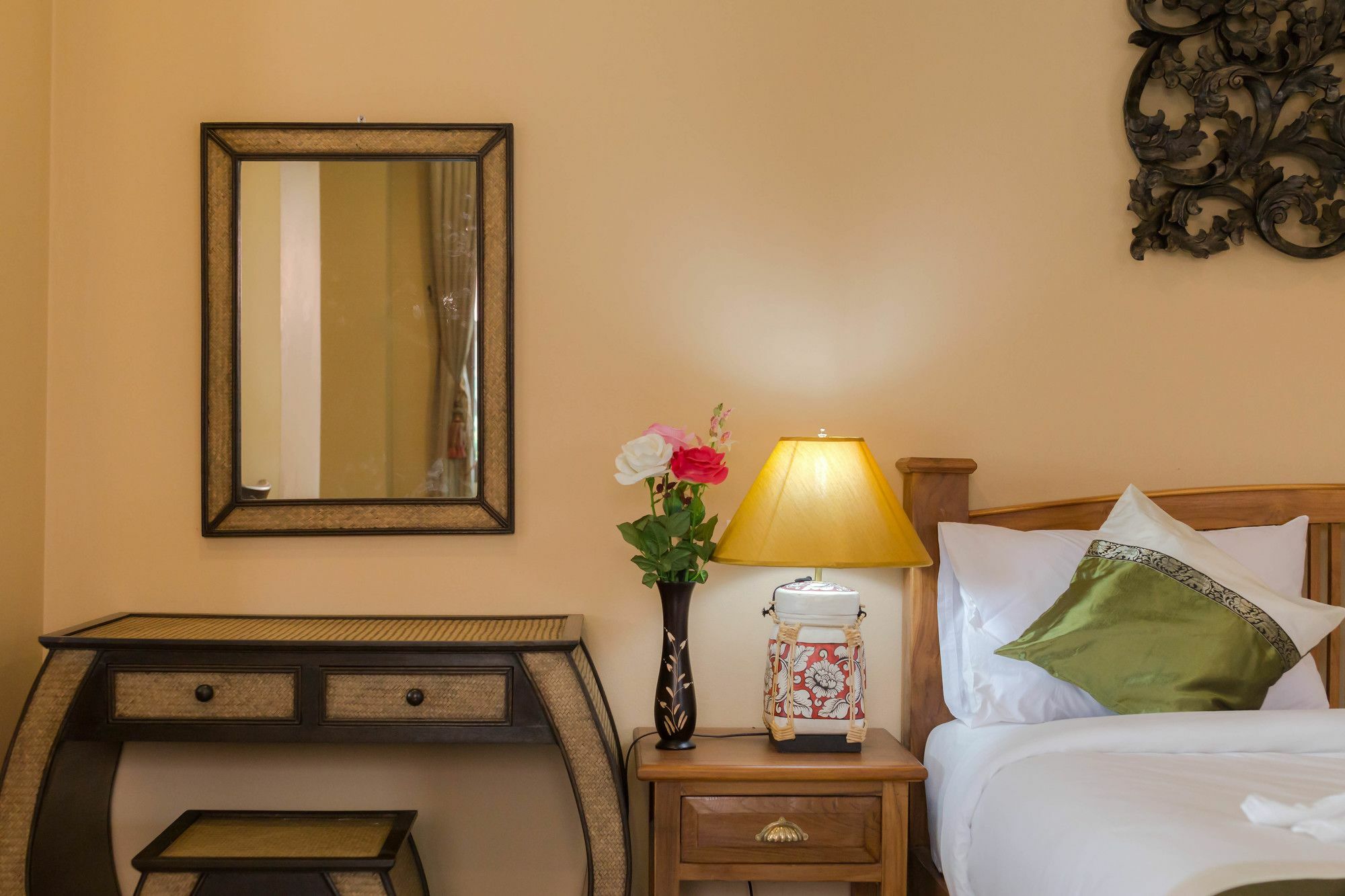 Huean Kham Hom Hotel