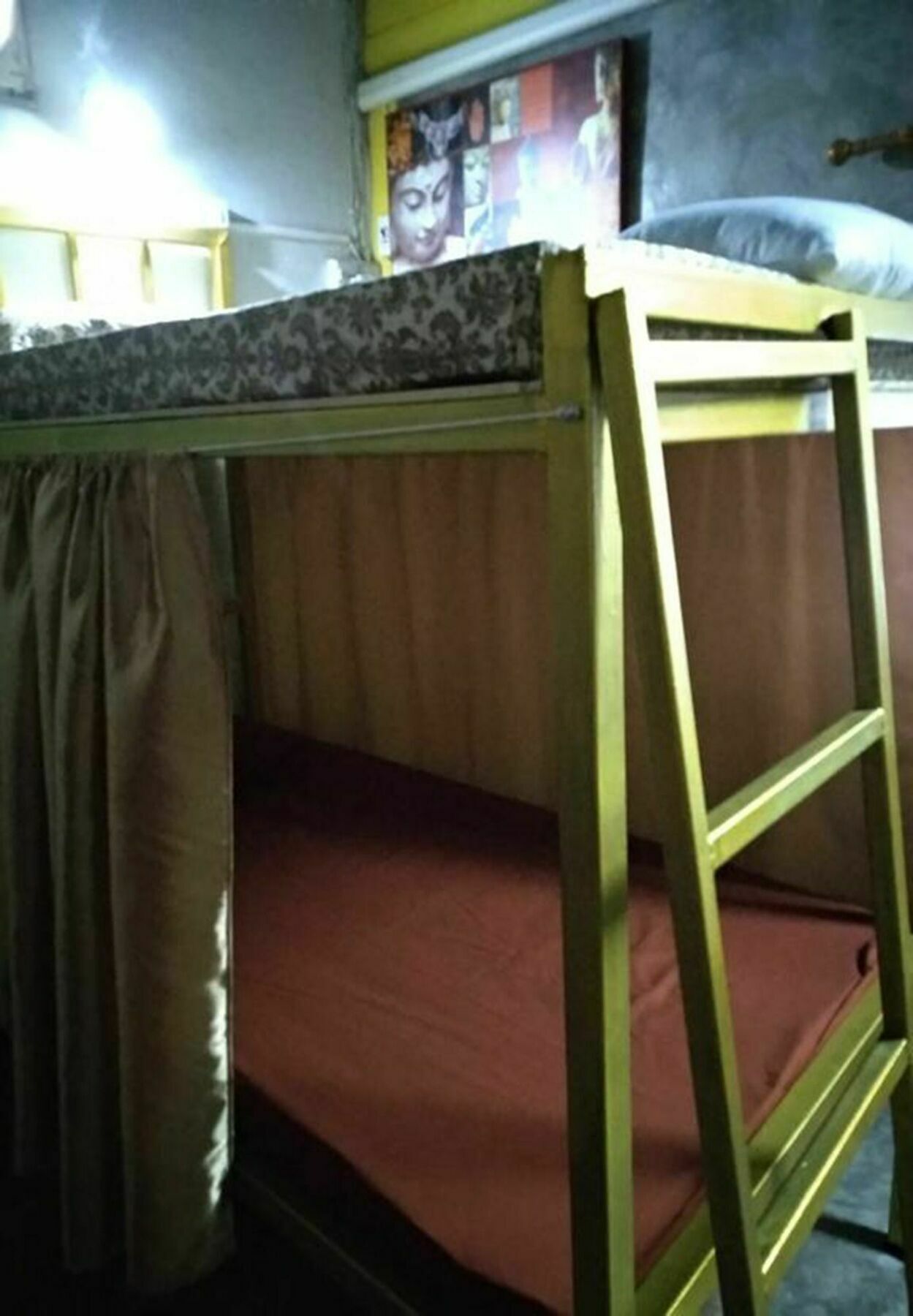 Rumah tetamu Tiger House (adults Only) 2*