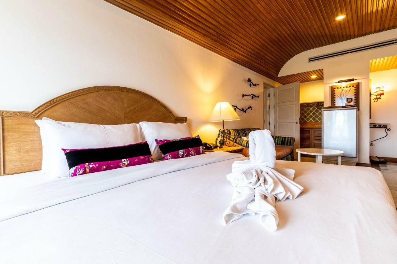 Palm Springs Hotel 3*