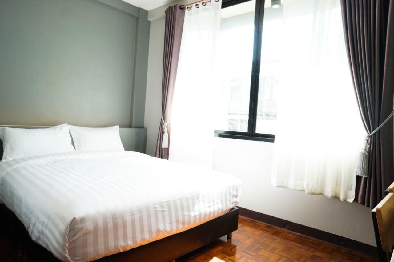 Lux Night Bazaar Hotel Chiang Mai