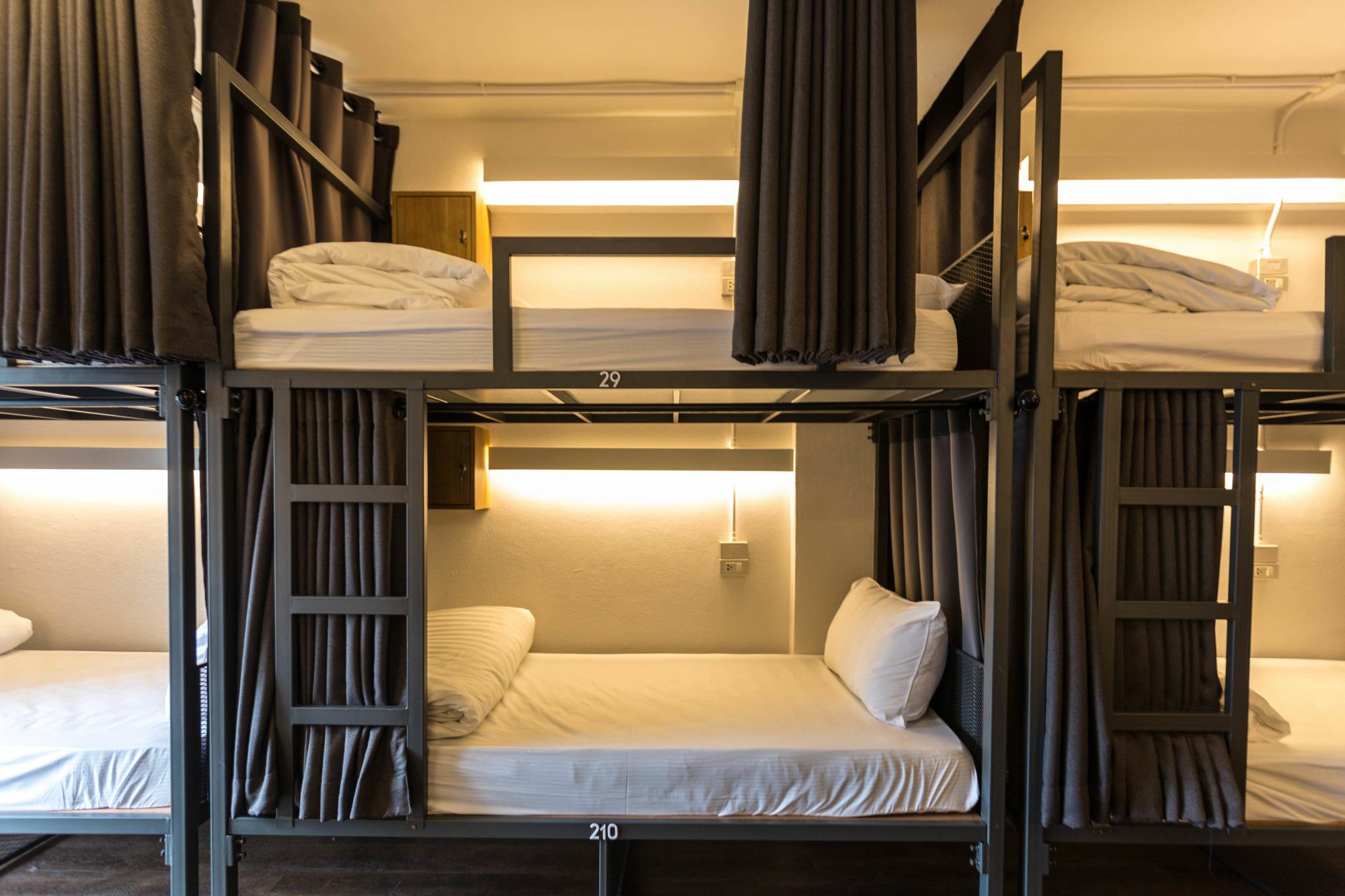 Hobnob (adults Only) Hostel