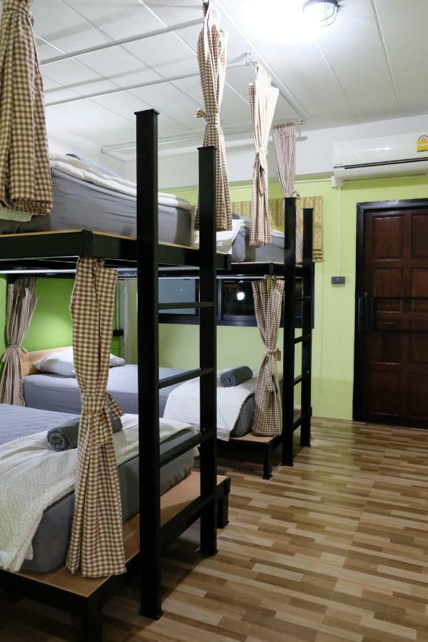 Tangmo House Hostel