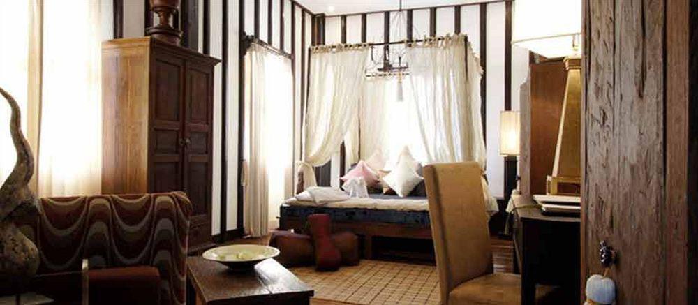 Hotel Manathai Village,