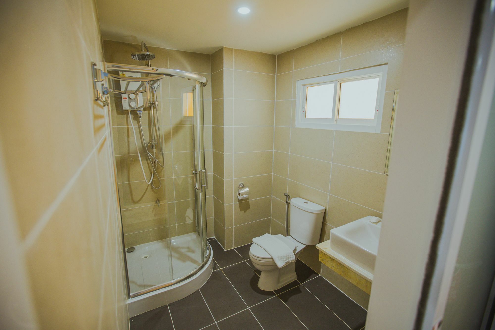 Cm Garden Hotel 2*