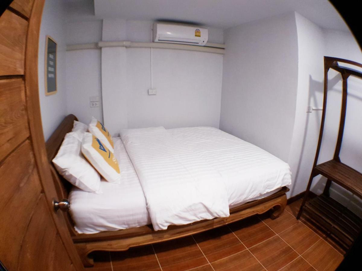 Hostel Sleep Terminal Chiang Mai