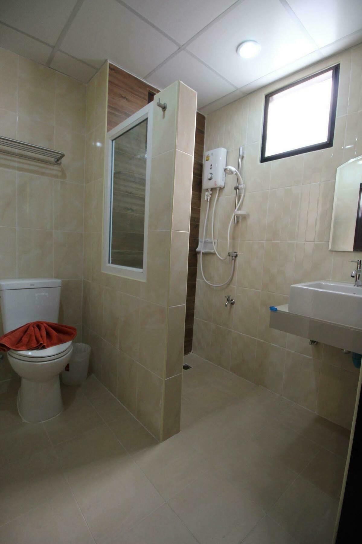 Monmuang Hotel
