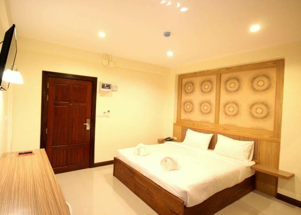 Hotel Monmuang